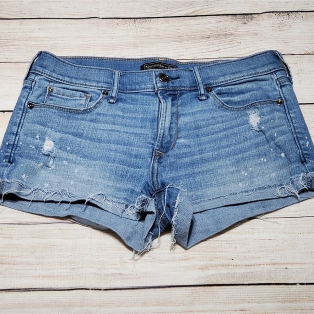 Abercrombie & Fitch Classic Denim Cuff Shorts Light Wash 2 27